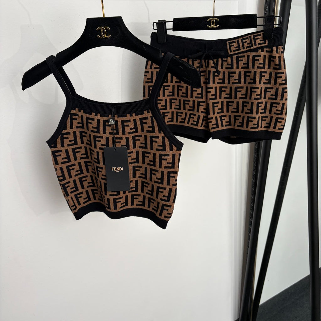 Short Set